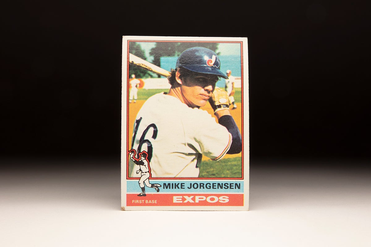 Front of 1976 Topps Mike Jorgensen card